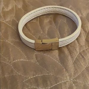 White Express faux leather bracelet